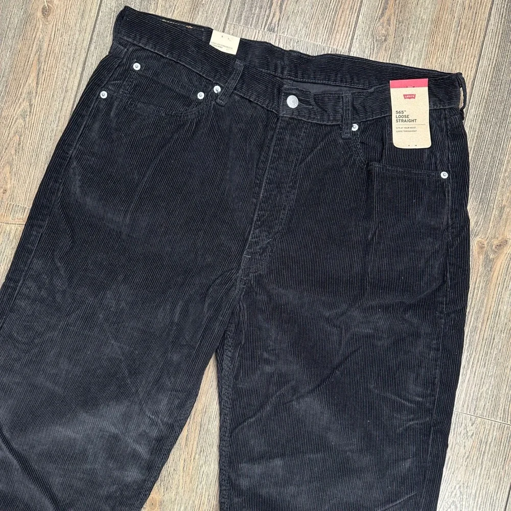 Levis 565 Loose Straight Corduroy Pants Mens 36x36 Black A7221-0056 NEW - Picture 2 of 12